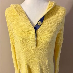 NWT lightweight hooded sweater